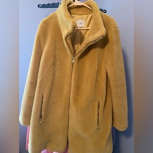 Gold Teddy LOFT Coat, size XL, worn 3 times, zipper front, mid thigh length